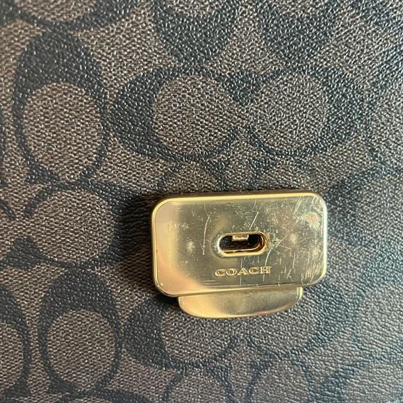 Coach Brynn Crossbody Bag - Picture 5 of 7